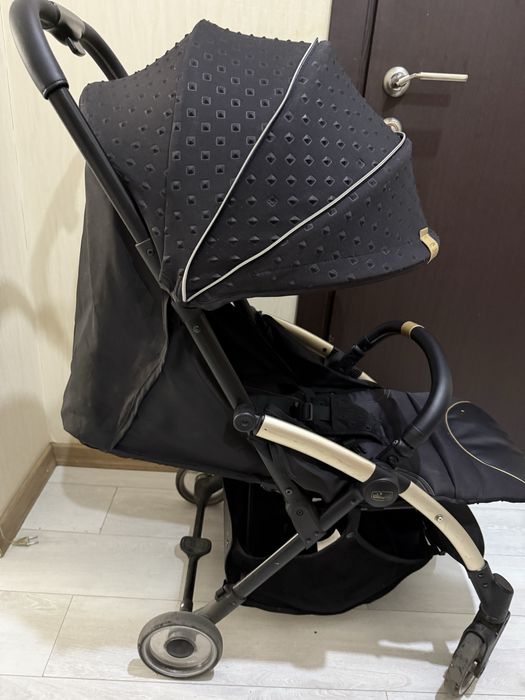 Коляска прогулянкова Chicco Goody Plus Black Re-Lux