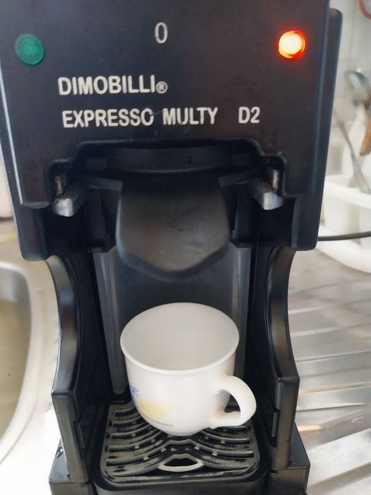 Maquina cafe cimbalino / capsulas dimobilli expresso multy impecavel