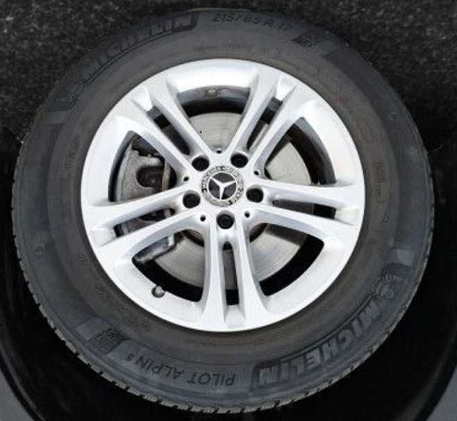 Conjunto de 4 Jantes Mercedes 17" com Pneus 215/65r17