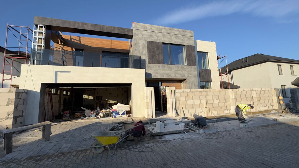 Капитальный Дом в ДАЙБЕРГЕ! Застроенная улица рядом с парком! Таирово!