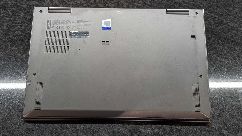 Lenovo ThinkPad X1 Yoga Gen 4 14" 2K WQHD IPS 300nits IPS i7-8665U 16GB 256Gb