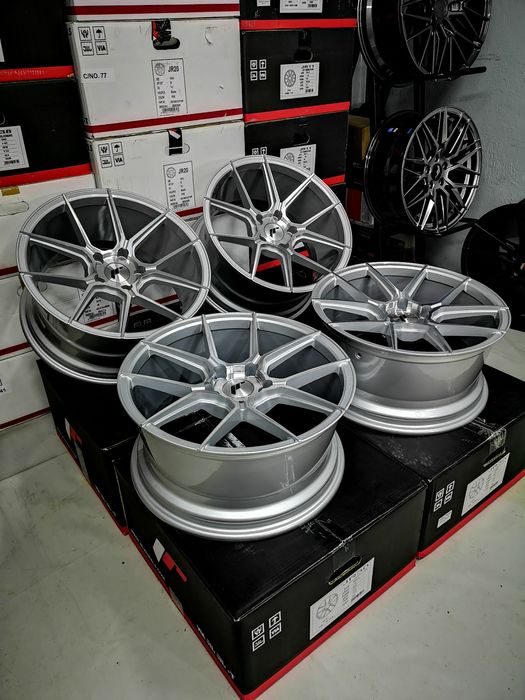 Felgi Japan Racing JR30 18" 18x8,5 ET35 BMW 5x120 E90 E91 E92 F30