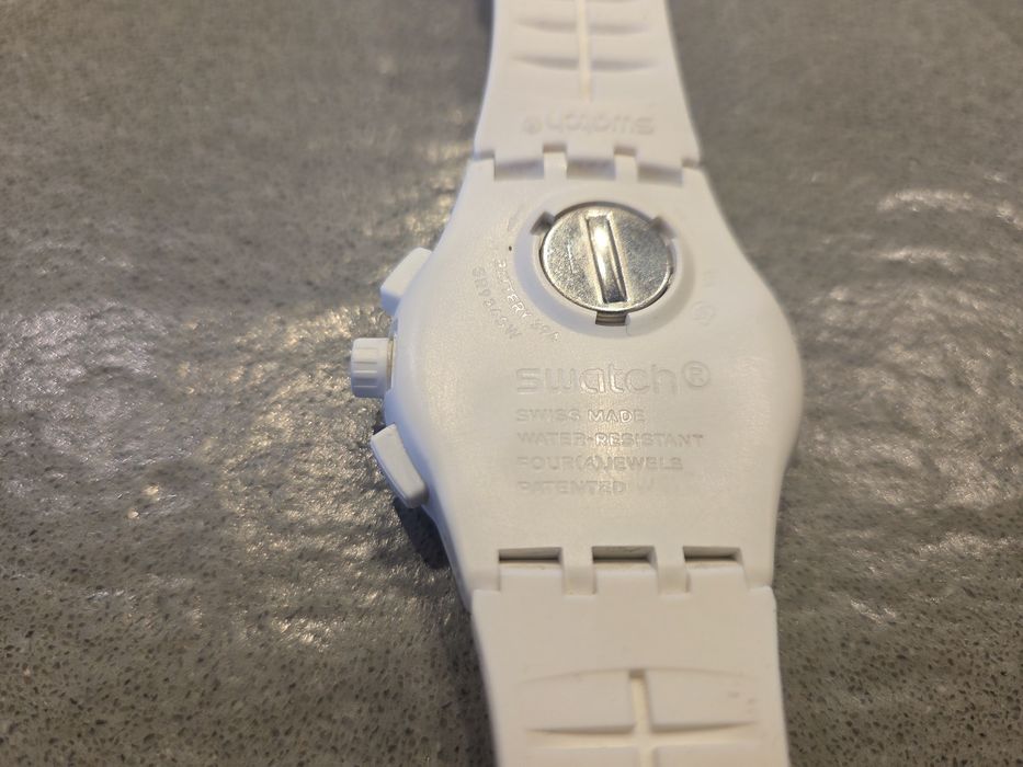 Zegarek SWATCH 42mm biały Silikonowy pasek