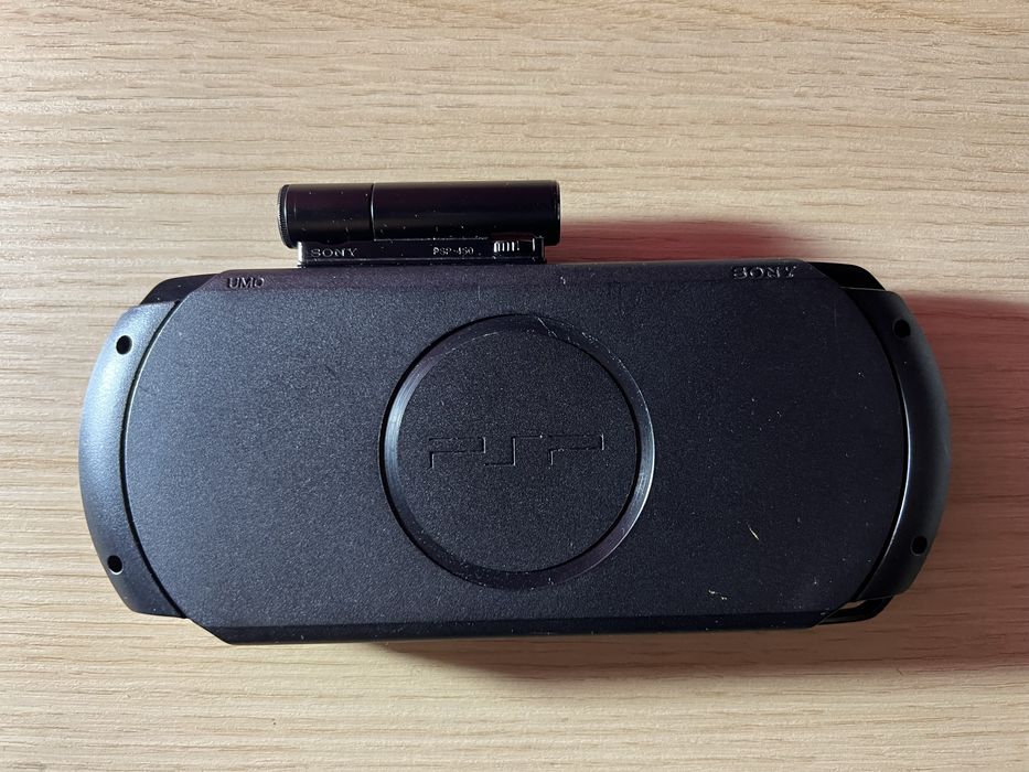 PSP E-1004 street