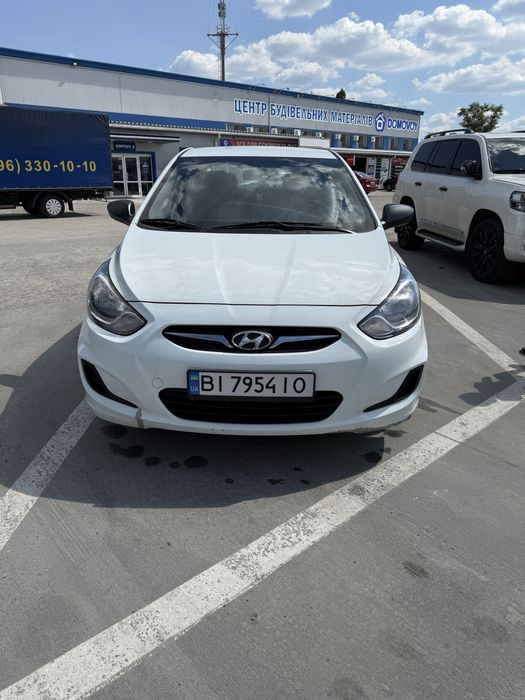 Продам Hyundai Accent(Хюндай Акцент) 2013