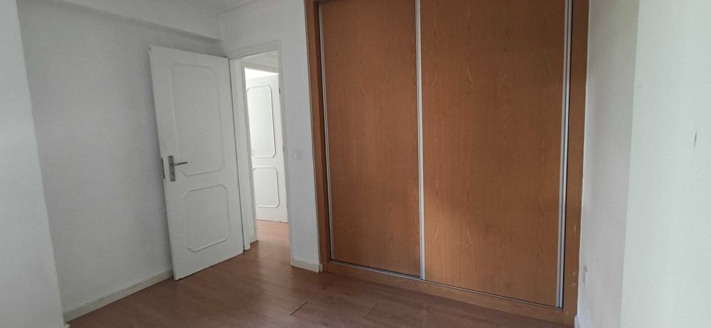 Excelente Apartamento T2 - Paranhos - São Mamede de Infesta