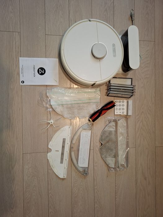 Odkurzacz Roborock S6 + dużo akcesoriów