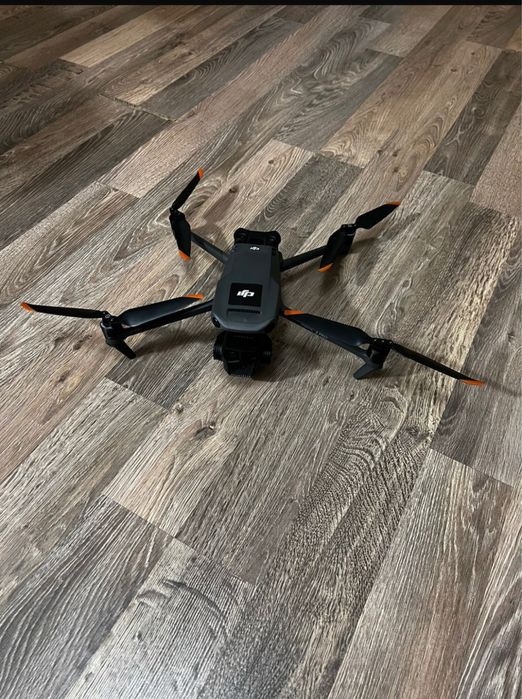 DJI Mavic 3 pro.