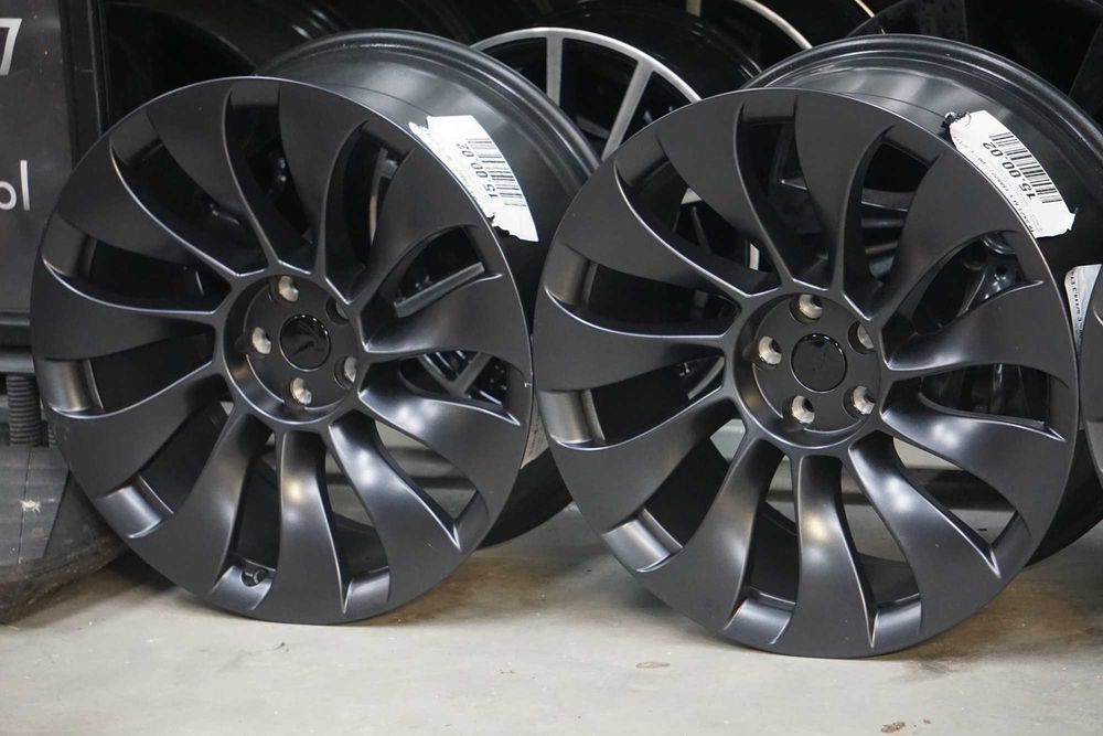 Alufelgi oryginał Tesla 5x114,3 9,5Jx21 et40 cb64,1 fabryczny stan