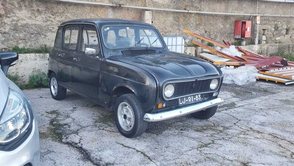 Renault 4 GTL  – Acidentado (Com + 990€ em Peças Novas Incluídas)