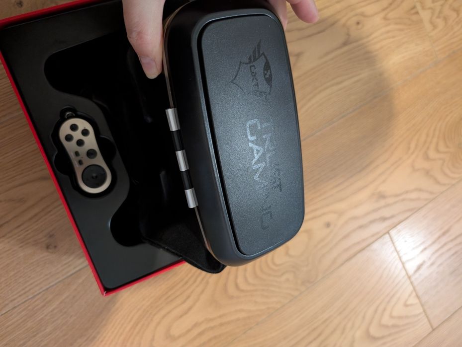 Gogle VR nieużywane