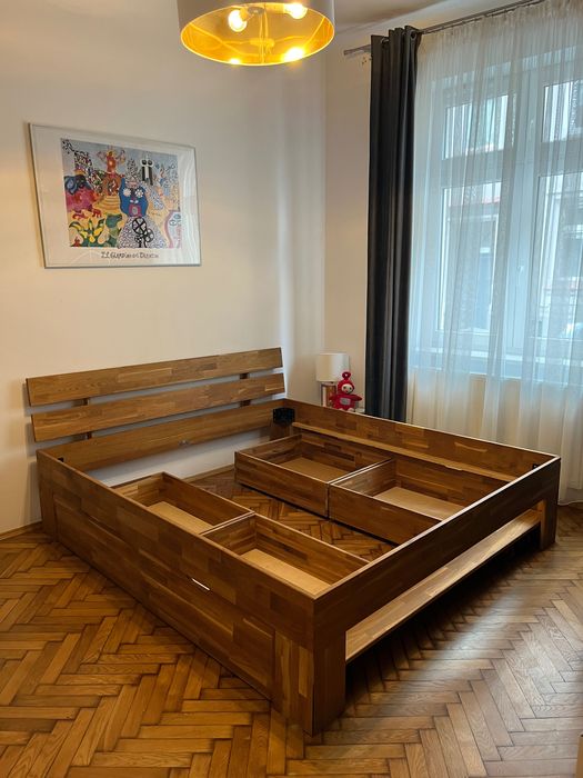 Dębowe łóżko 180×200 z 4 szufladami + stelaż + materac | stan bdb