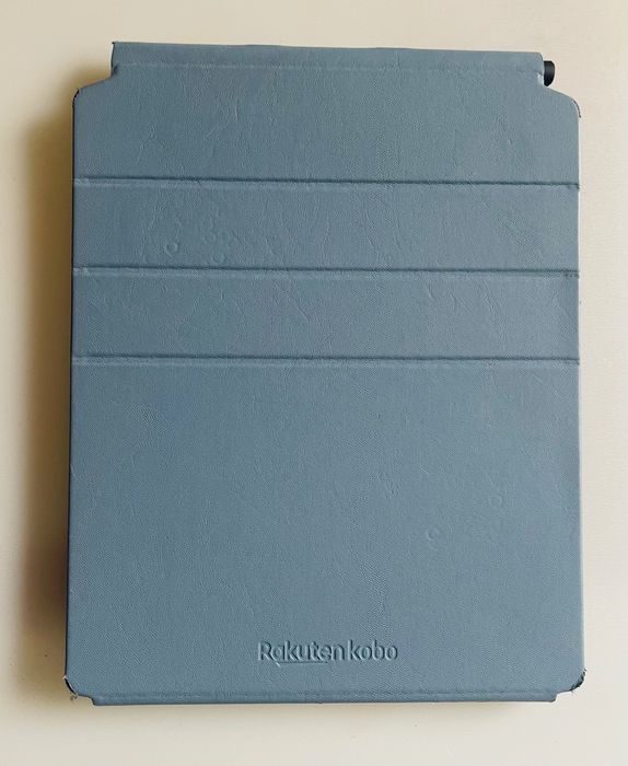 Kobo Elipsa com capa, caneta e carregador USB
