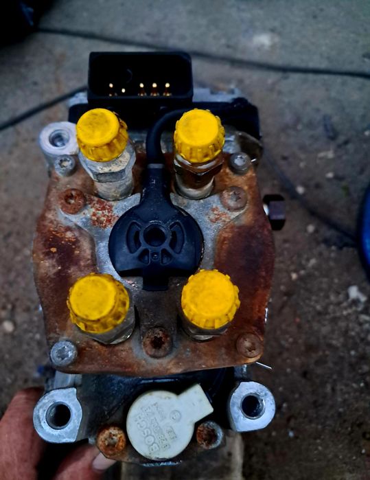 Топливный насос ТНВД  Nissan Navara / NP300 D22 YD25DDTi