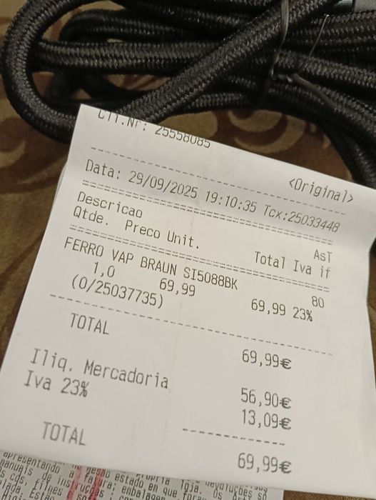 Ferro de engomar novo