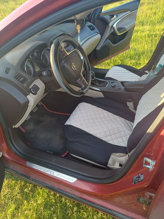 Продам Opel insignia
