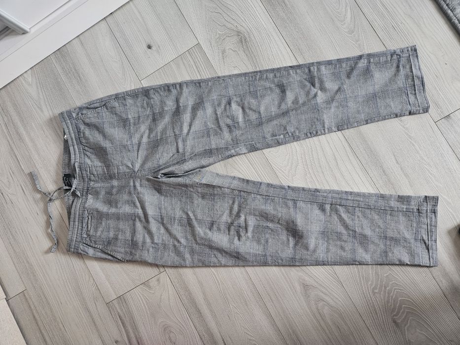 Eleganckie spodnie na gumce męskie