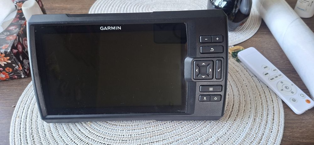 Echosonda garmin striker vivid 9sv.