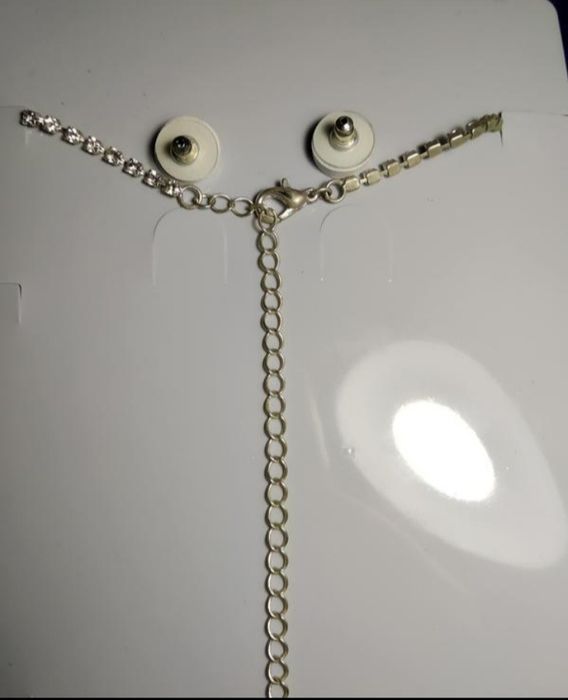 .Кол'є з сережками