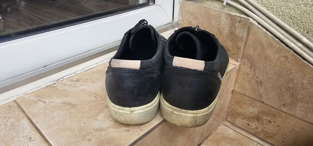 ECCO skórzane buty damskie rozmiar 39 wkładka 25cm