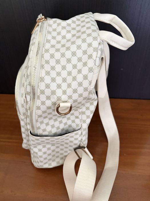 Mochila feminina
