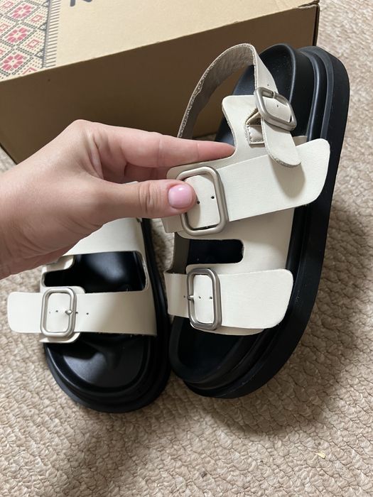 Сандалі respect.