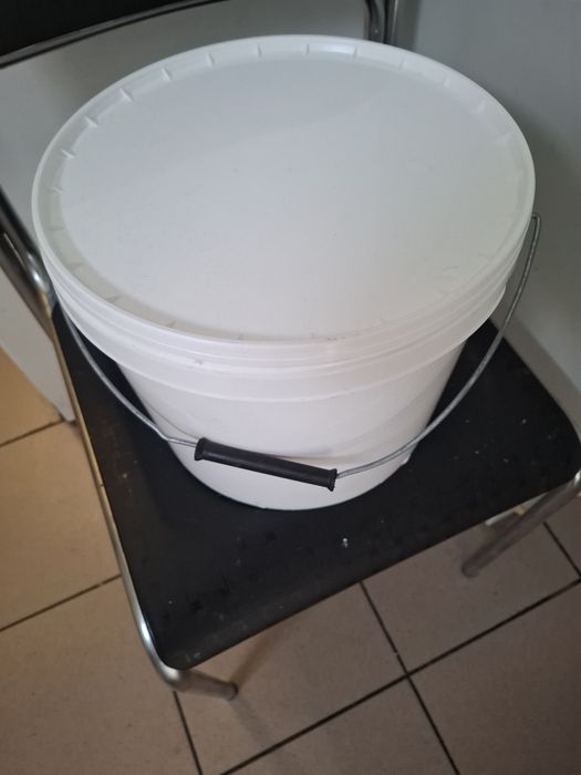 Wiaderka 10l plastikowe