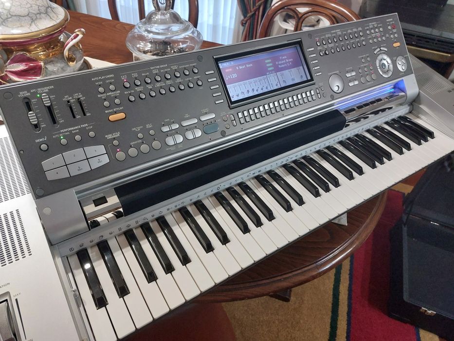 Órgão Technics KN7000 como novo