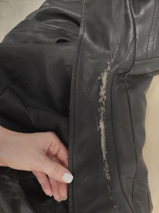 шкіряна куртка шкірянка кожанка жіноча чорна