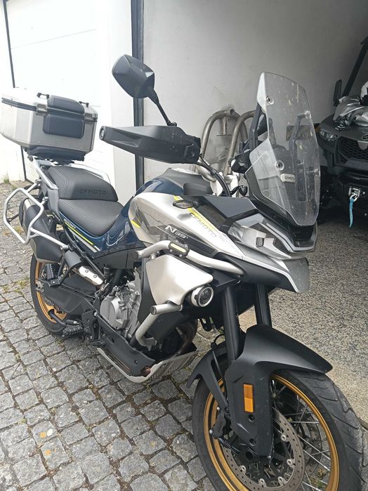 Cf moto 800mt como nova