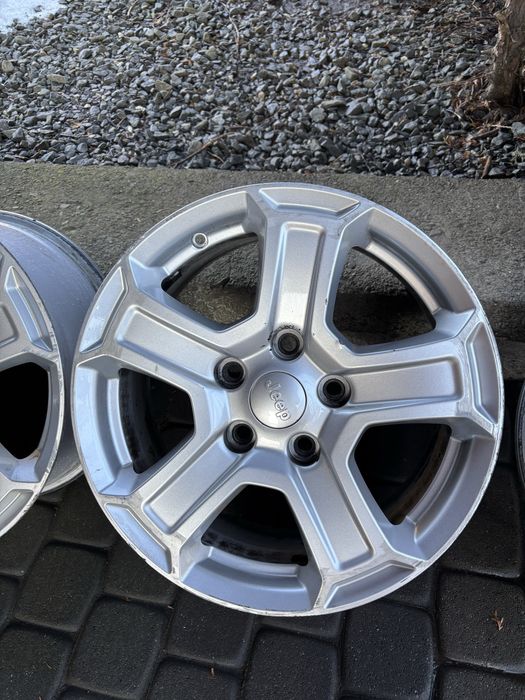 Felgi 17 5x127 Jeep Wrangler