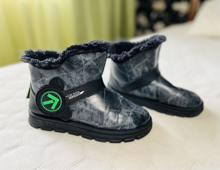 Уги ботинки для хлопчика