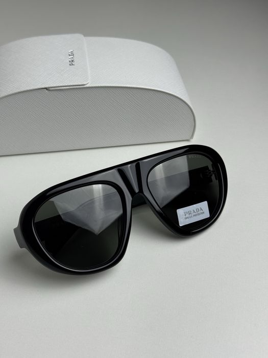 Окуляри Prada 2026