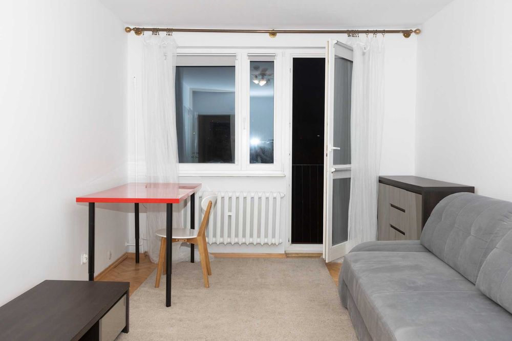 Wynajem mieszkania 3 pokoje z balkonem