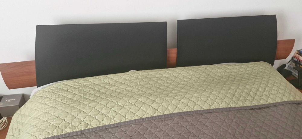 Cama de casal + estrado + colchão