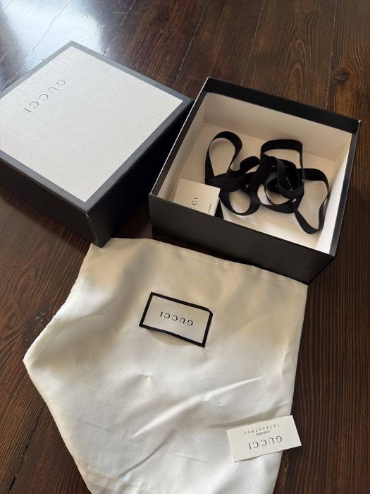 Pudelko Gucci i woreczek Gucci