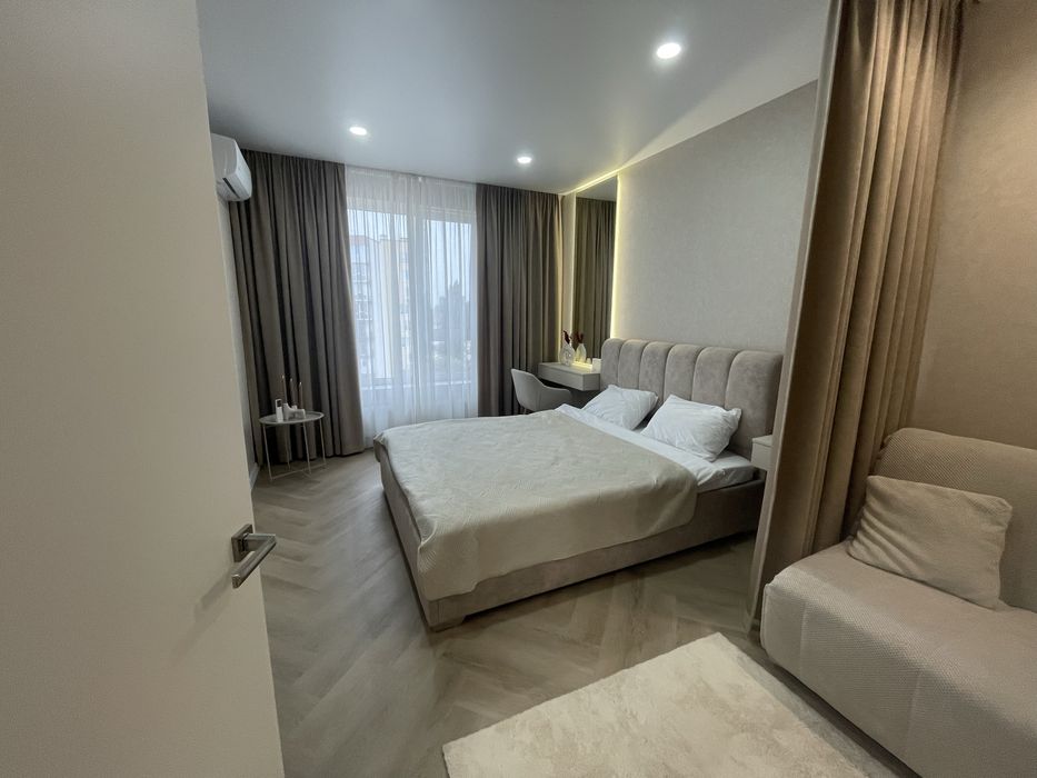 Подобова оренда. Апартаменти Vanilla Latte в ЖК Фаворит.