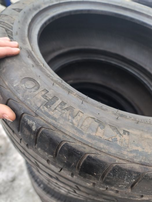 235/55R19 Kumho Crugen Hp91