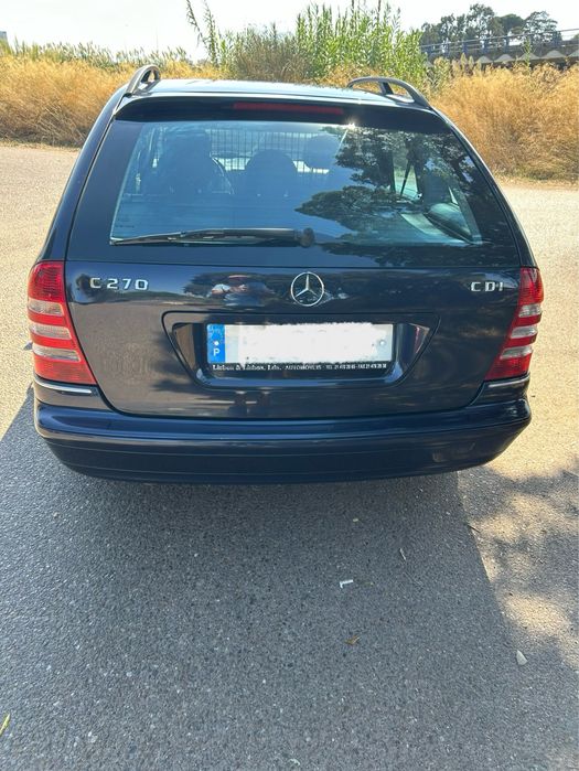 Mercedes C270 CDI AVARIADA foto 3
