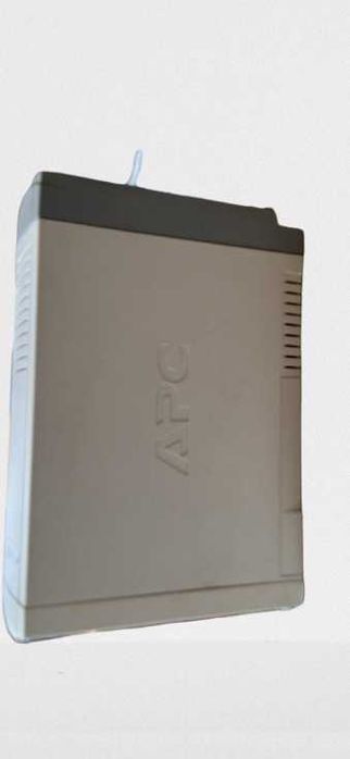 Zasilacz UPS APC BACK-UPS RS 800