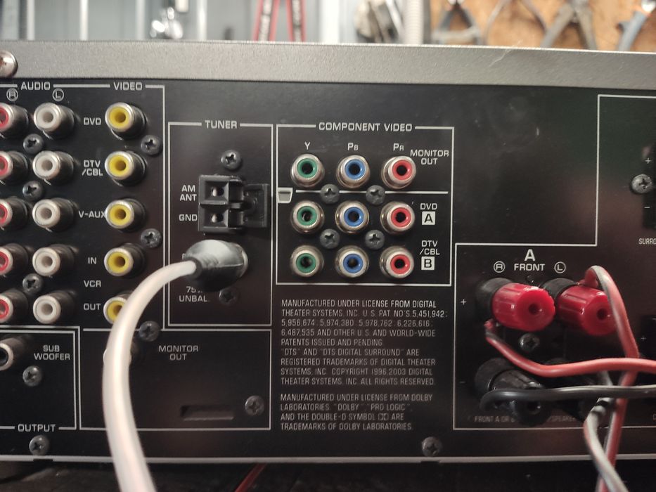 Amplituner Yamaha + Onkyo gratis