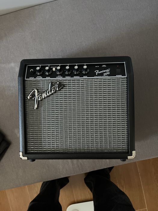 Amplificador fender 20g