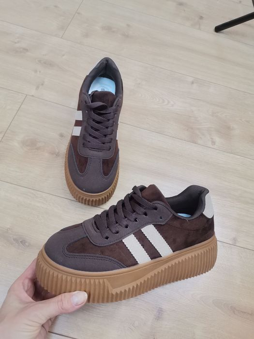 Śliczne sneakersy buty sportowe sporty platforma r.40