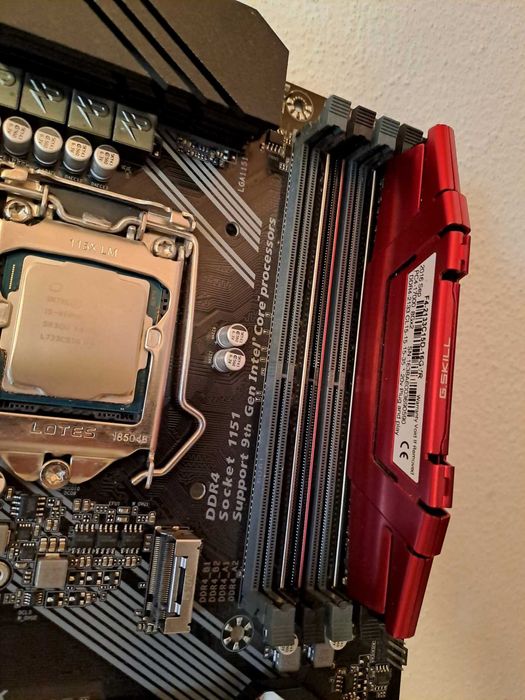 Bundle i5-8600K / Board Gigabyte Z390 Gaming X / 8GB DDR4 Ripjaws V