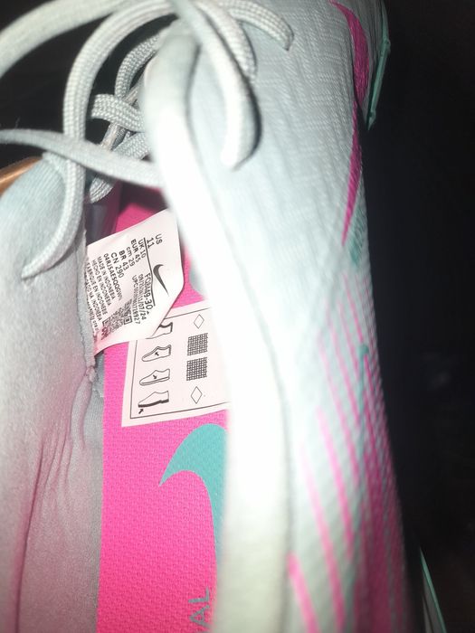 Sprzedaż nowe buty męskie korki Nike