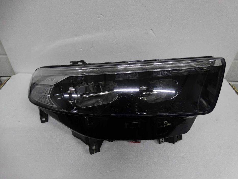 Lampa prawy przód Ford Explorer Full Led LB5B-13W029-GG