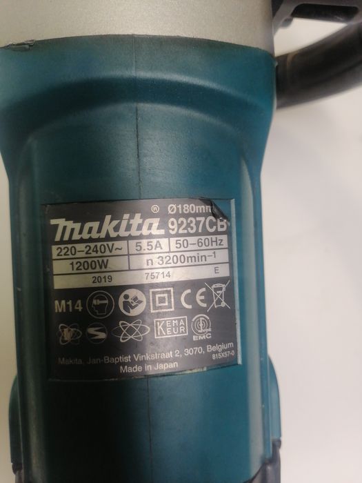 Kolekcjonerska polerka makita 9237cb