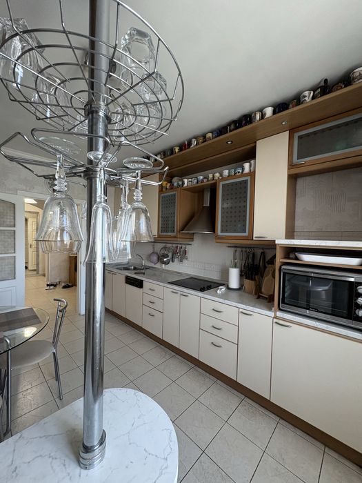 Продаж Бажана 36, 3кім., м.Харківська з видом на два озера