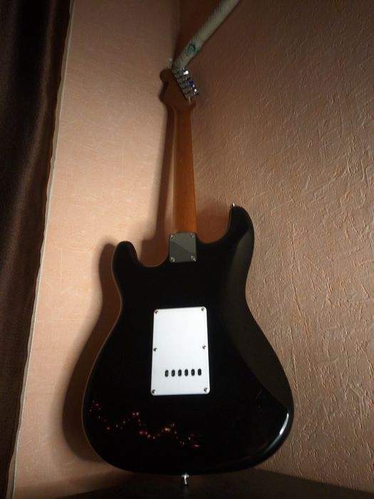 Электрогитара Deviser