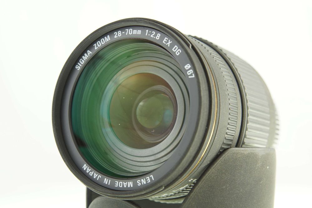 SONY A - Obiektyw Sigma DG 28-70mm f/2.8 EX
